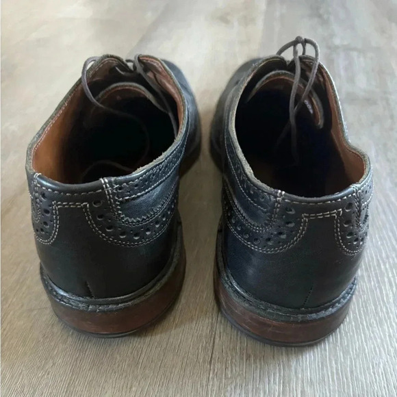 Allen Edmonds McTavish Dress Shoes - Picture 3 of 8
